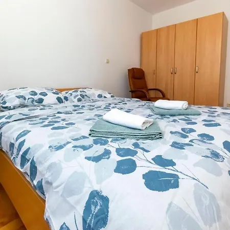 Katarina Apartment *